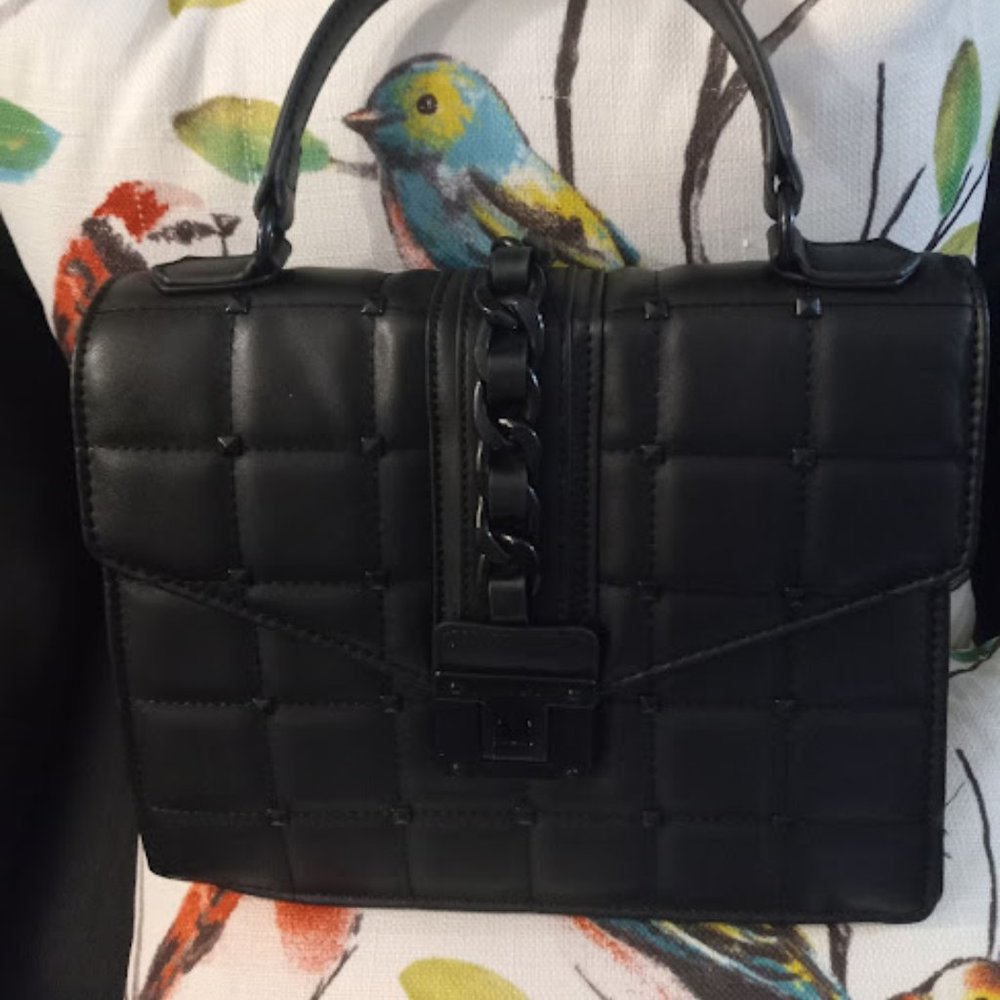 LIKE NEW GENUINE BLACK ALDO BRAND PURSE